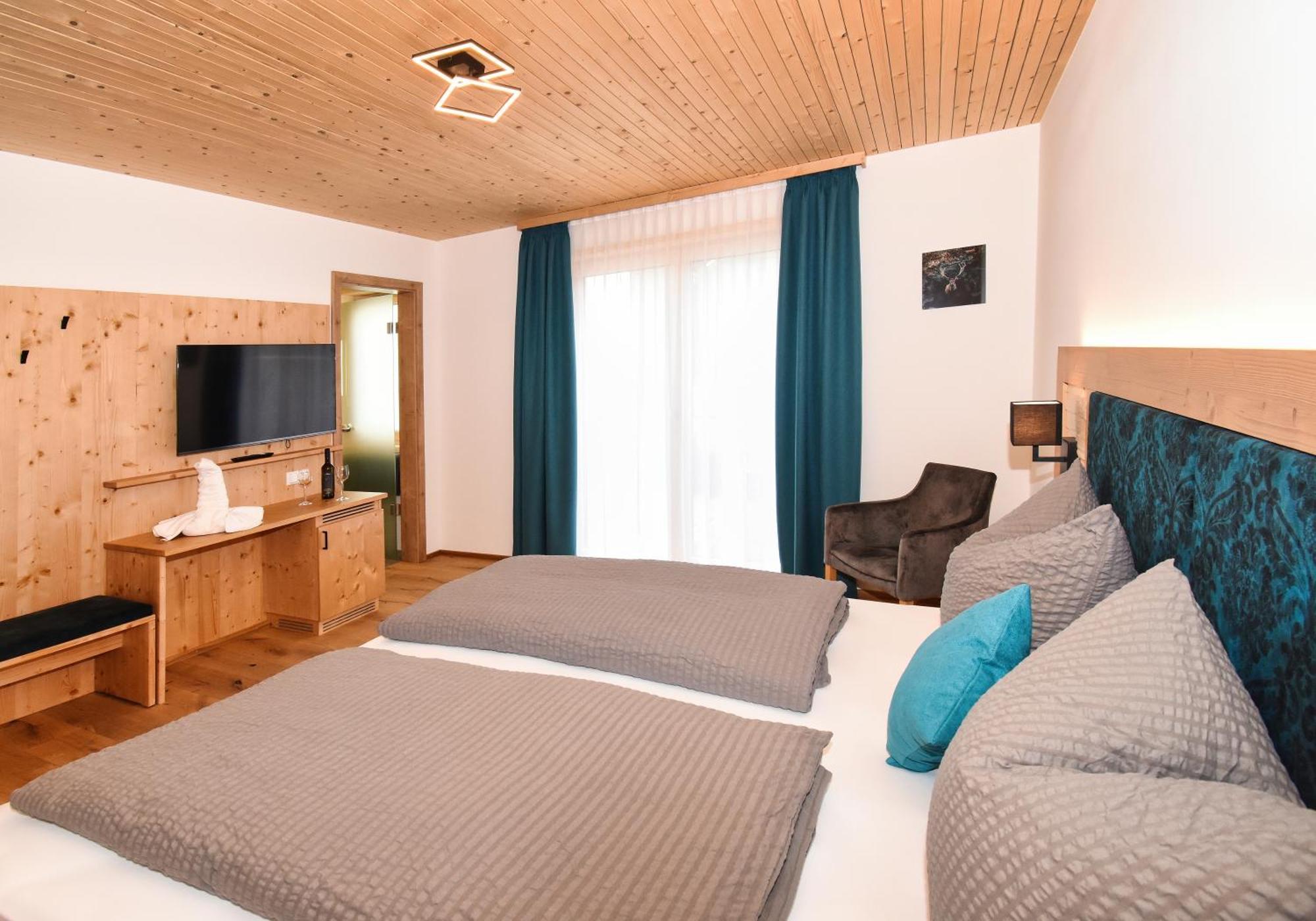 Pension Alpenfeeling Пфронтен Экстерьер фото
